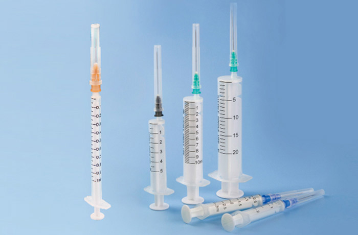  TWO-PART SYRINGE FOR SINGLE USE (SINGLE STOPPER)